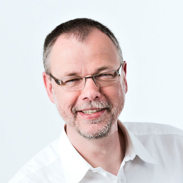 "Die virtuelle 
PLC ist 
produktionsreif."
Dr. Josef Papenfort Beckhoff