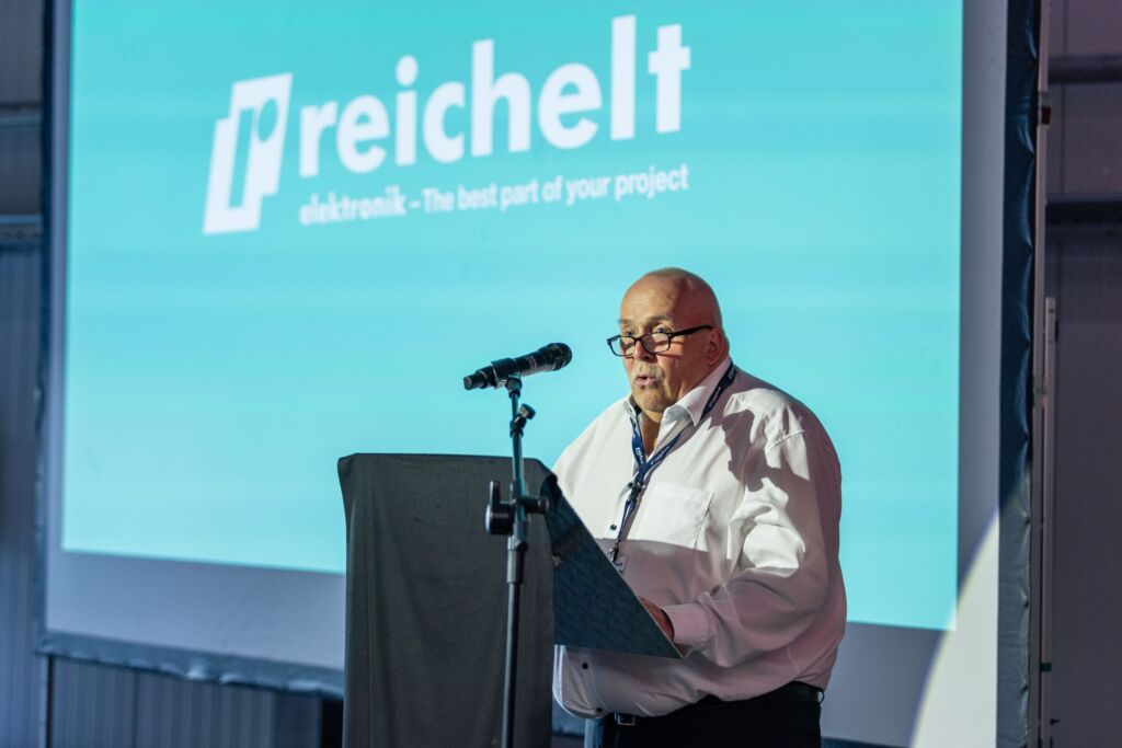 Neues Reichelt Versandzentrum eingeweiht 1 8029