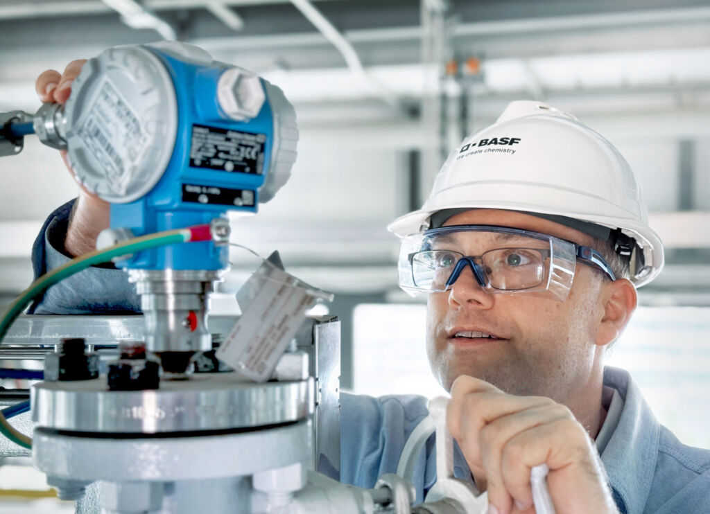 Wie Ethernet-APL die Feldebene durchgängig digitalisiert 2 Dr. Kai Krüning verantwortet im Projekt in Zhanjiang die Standardisierung von Prozessleitsystemen.