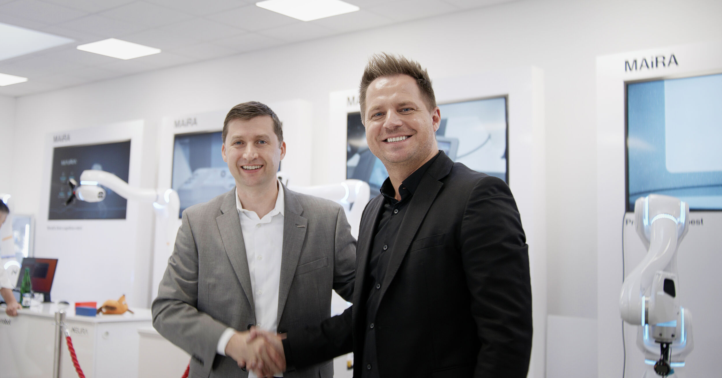 Neura Robotics und Omron