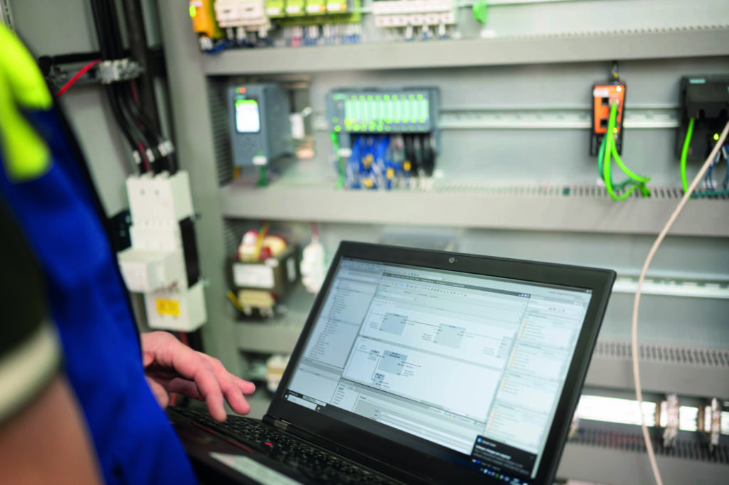 Mit dem Minor-Release auf Version 6.0.2.0 bietet Accon AGLink Support für die aktuellen Firmwares der S7-1200 und S7-1500 sowie Zugriff auf TIA Portal V19-Projekte.