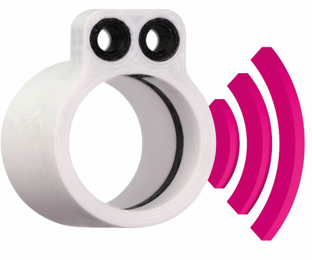 Mit einem Multimaterialdruck lassen sich smarte Sensoren durch den Einsatz von elektrisch leitfähigen Filamenten direkt in die Kunststoffgleitlager einbringen, was eine kontinuierliche Zustandsüberwachung und vorausschauende Wartung ermöglicht.