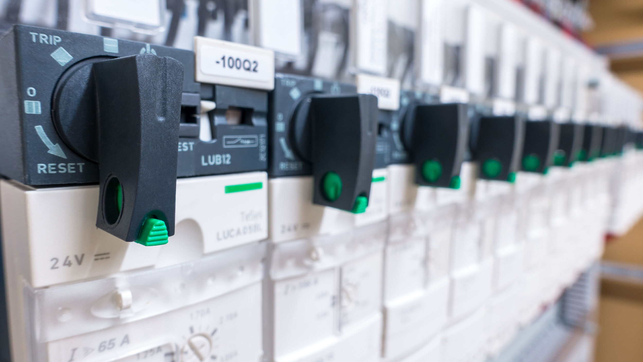 Webinar zu Mess- und kommunikationsfähigen Schaltgeräten