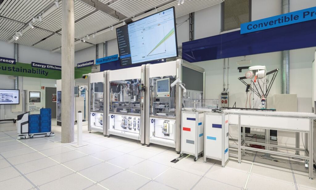 Als Gesellschafter der Initiative 'Next Level Mittelstand' treibt Bosch Rexroth gemeinsam mit f&uuml;nf weiteren Gesellschaftern sowie 23 Mitgliedsunternehmen die Digitalisierung im Mittelstand voran. 