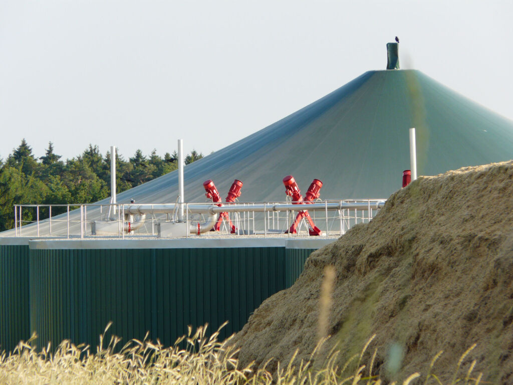 Armatec FTS setzt bei seinen Pumpen, Rührwerken und der Separationstechnik für Biogas- und Abwasseranlagen sowie die Landwirtschaft, je nach Anforderung, unterschiedliche Wälzlager von Findling ein.