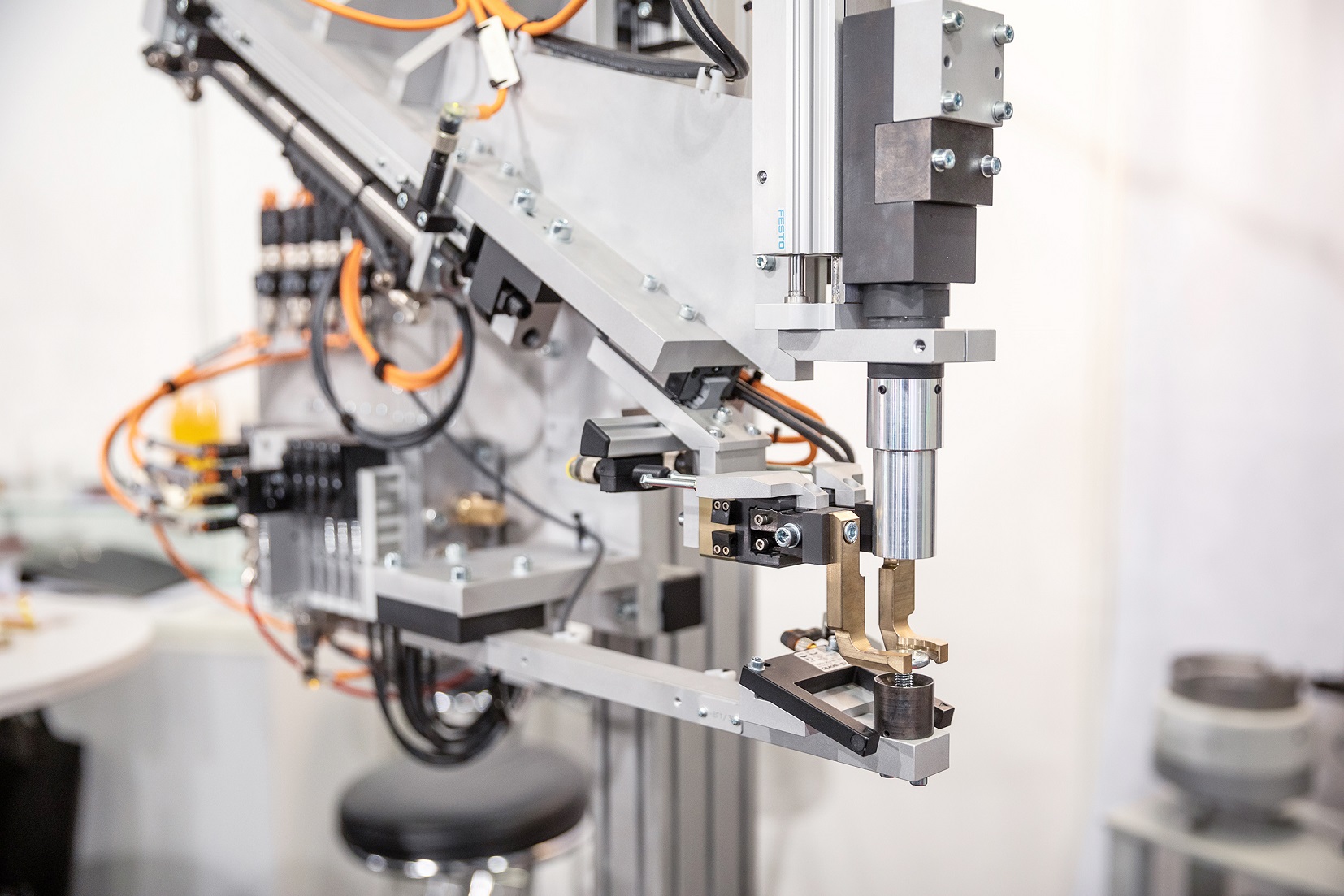 176356 FMB T1 313 70