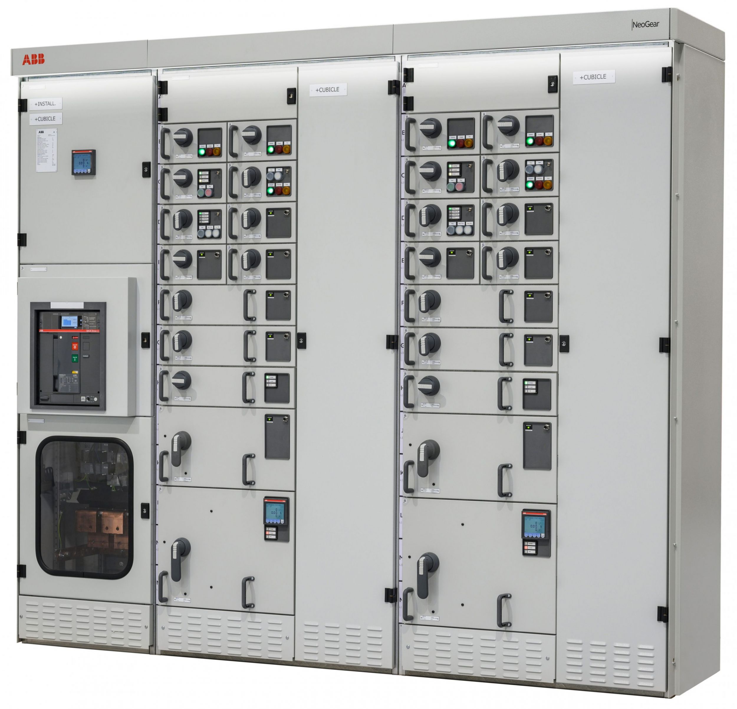 Die Niederspannungsschaltanlage NeoGear von ABB zeichnet sich vor allem durch ihre neuartige laminierte Sammelschienentechnologie aus.