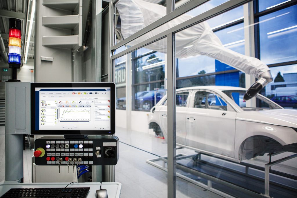 Die KI-Anwendung Advanced Analytics von Dürr identifiziert Fehlerquellen und ermittelt optimale Wartungszeitpunkte.