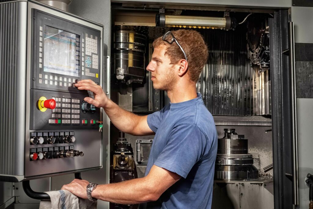 Mit den Produkten von Delta Logic lässt sich auch ältere Technik an IIoT-Umgebungen anbinden.