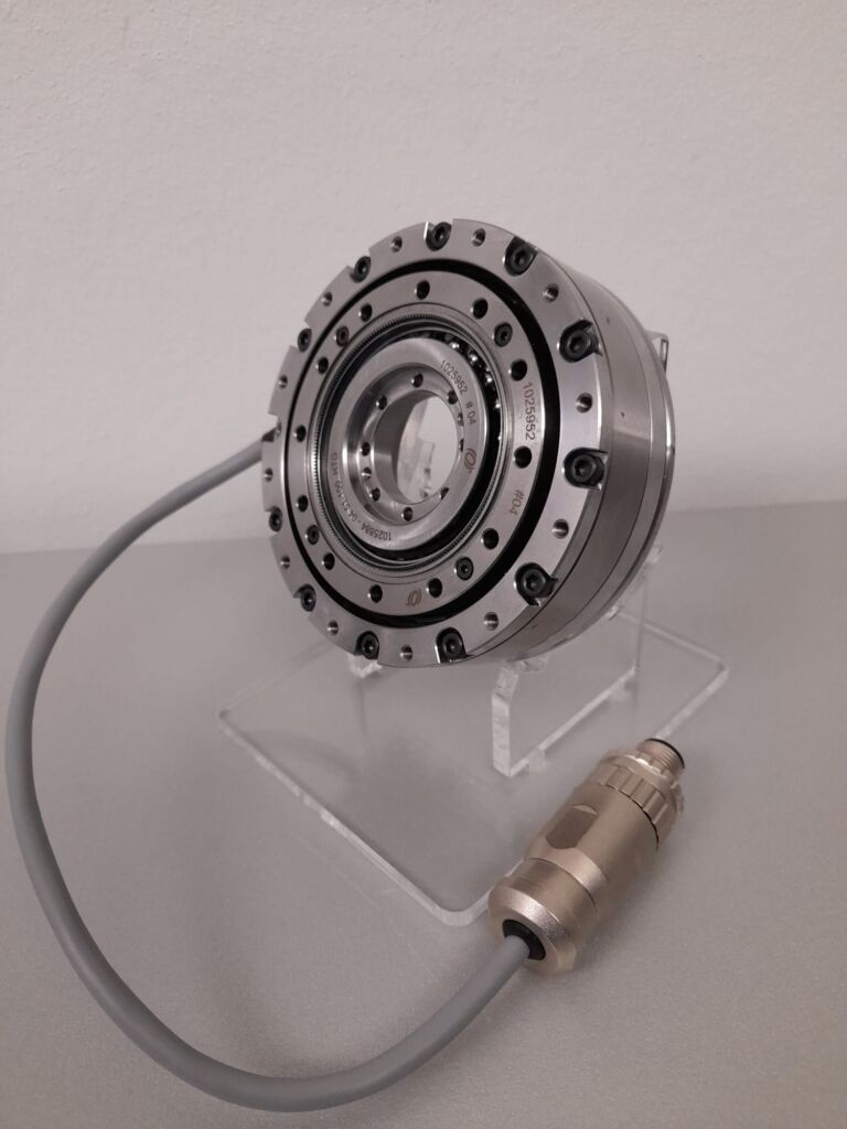 02fd93b7 c025 4817 adf4 1e3721665e8f 1