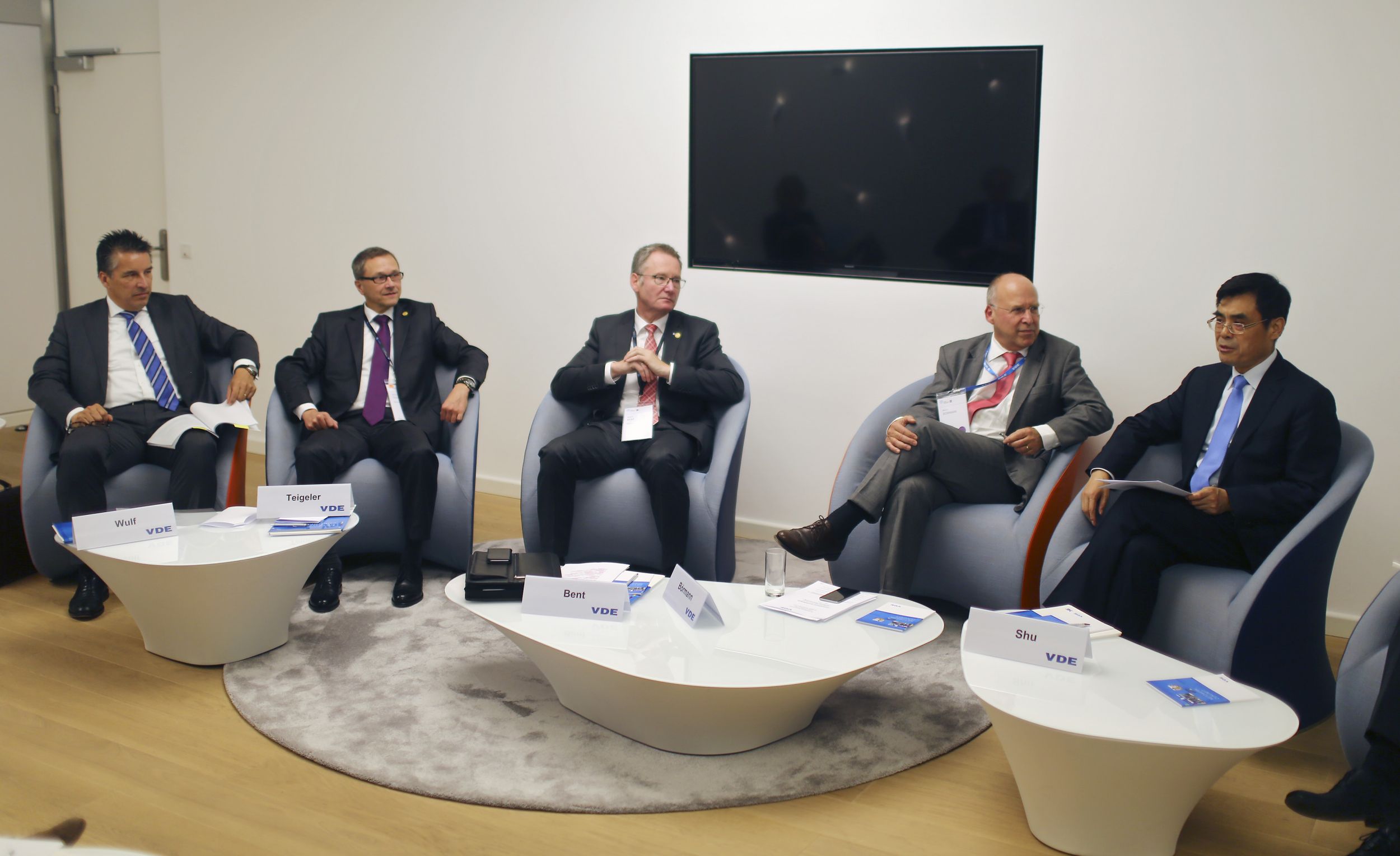 IEC-Weltkongress stellt Weichen für die digitale Transformation