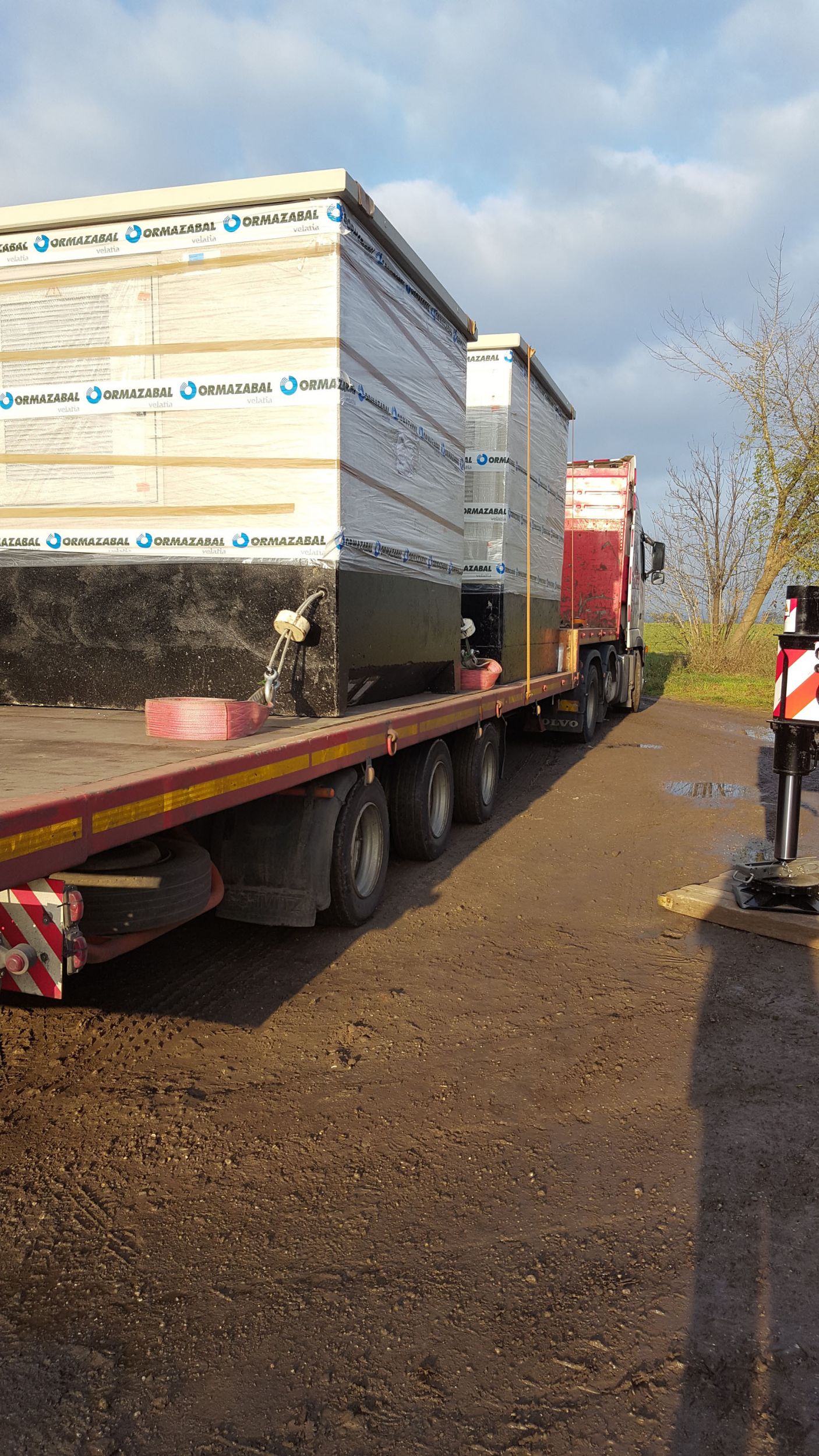 web 140867 Ormazabal Betonstationen Bohndorf 01