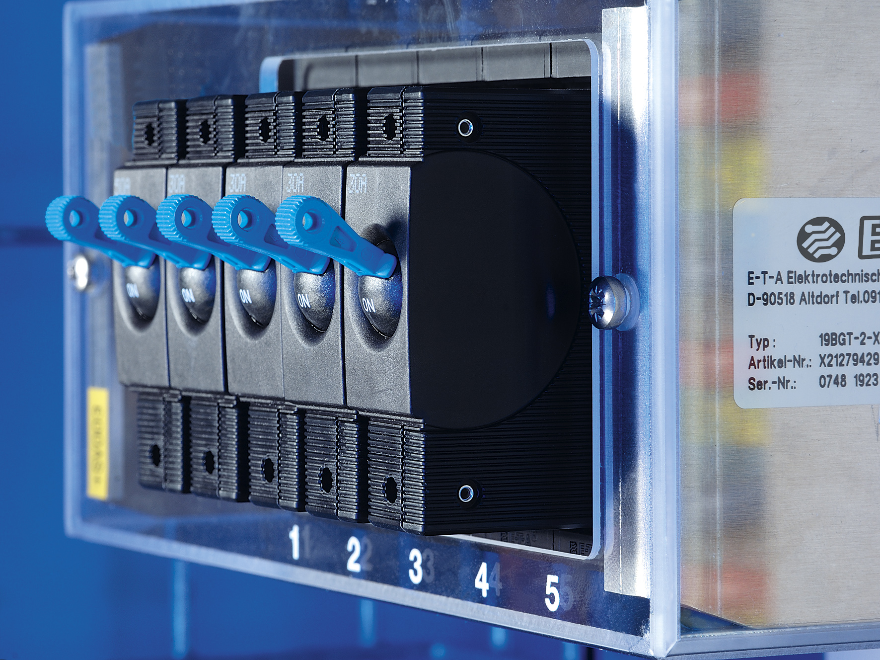 Hoch flexibel - Page 2 of 2 - Schaltschrankbau