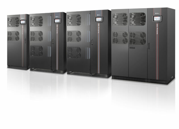 Bild 2 | Die NextEnergy (NXE)-Systeme von Riello UPS ermöglichen einen Redundanzbetrieb mit USV 2 (N+1), der selbst mehrere Komponentenausfälle toleriert und die Betriebsredundanz bei einem kompletten Systemausfall zuverlässig aufrechterhält.