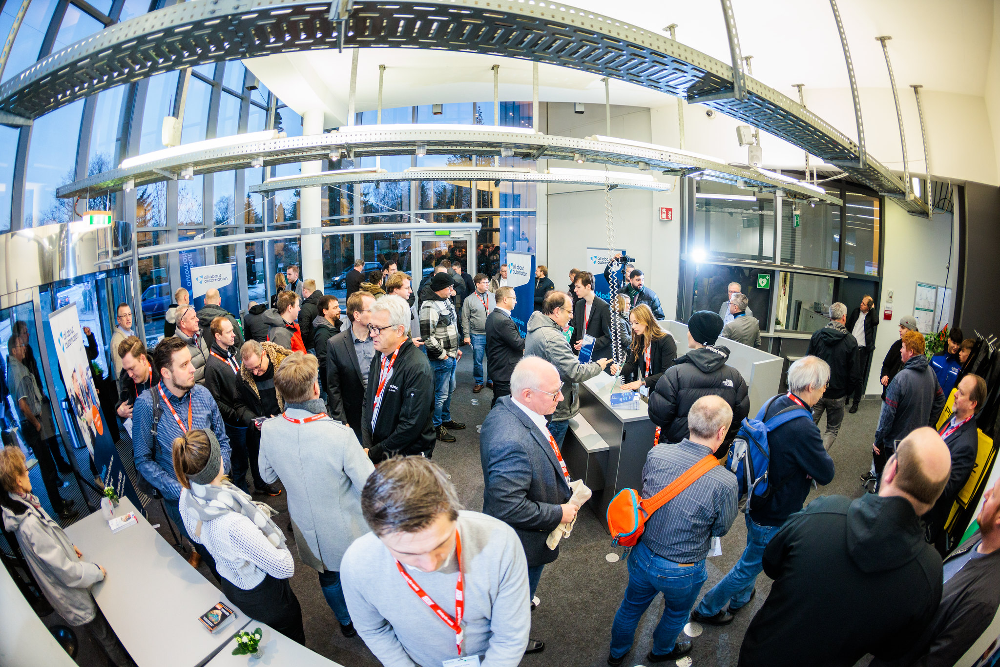 53470738427 63077c1a7e k