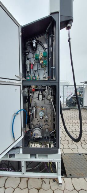 Bild 3 | Max Dispenser 1.5 mit
geöffneten Wartungstüren