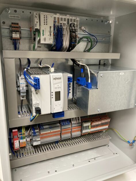 May Distribution Wago GehauseIMG 1682