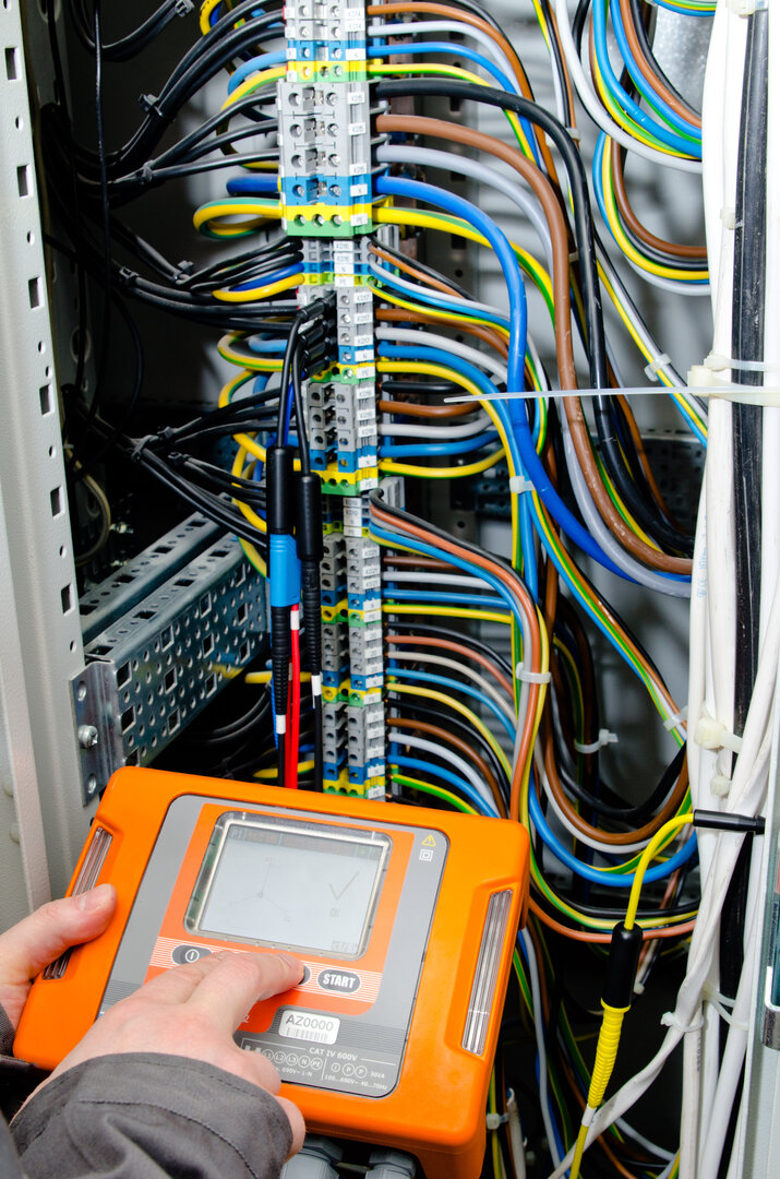 Schulungen zu Netzqualität und Energieeffizienz