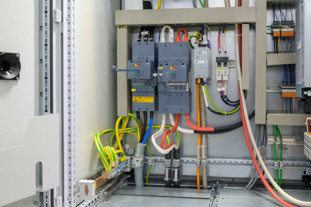 Bild 2 | Das gesamte Lapp DC Portfolio ist bei dem bayerischen Autohersteller im Einsatz.