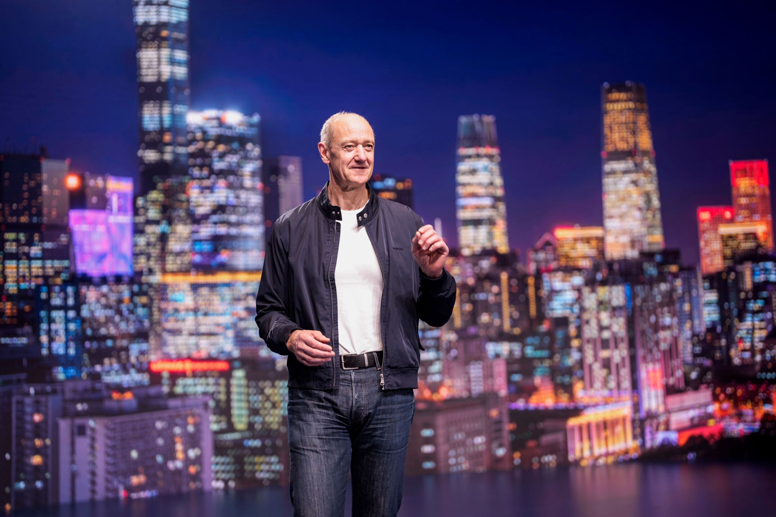 260323 Roland Busch Siemens RXD Beijing