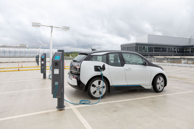 Laden Elektroauto IM7A2996