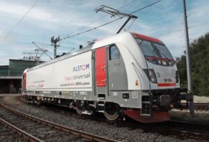 Bild 1 | In Traxx Lokomotiven von Alstom kommen Snap In-Klemmen in zahlreichen Anwendungen des Steuer- und Hilfsstrombereichs zum Einsatz. Sie übernehmen zentrale Aufgaben in der Bordnetz und Potentialverteilung innerhalb des Fahrzeugs.