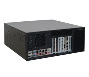 Beim Spectra Rack 6000 U5 Front I/O befinden sich deshalb nahezu alle wichtigen Schnittstellen direkt an der Vorderseite.