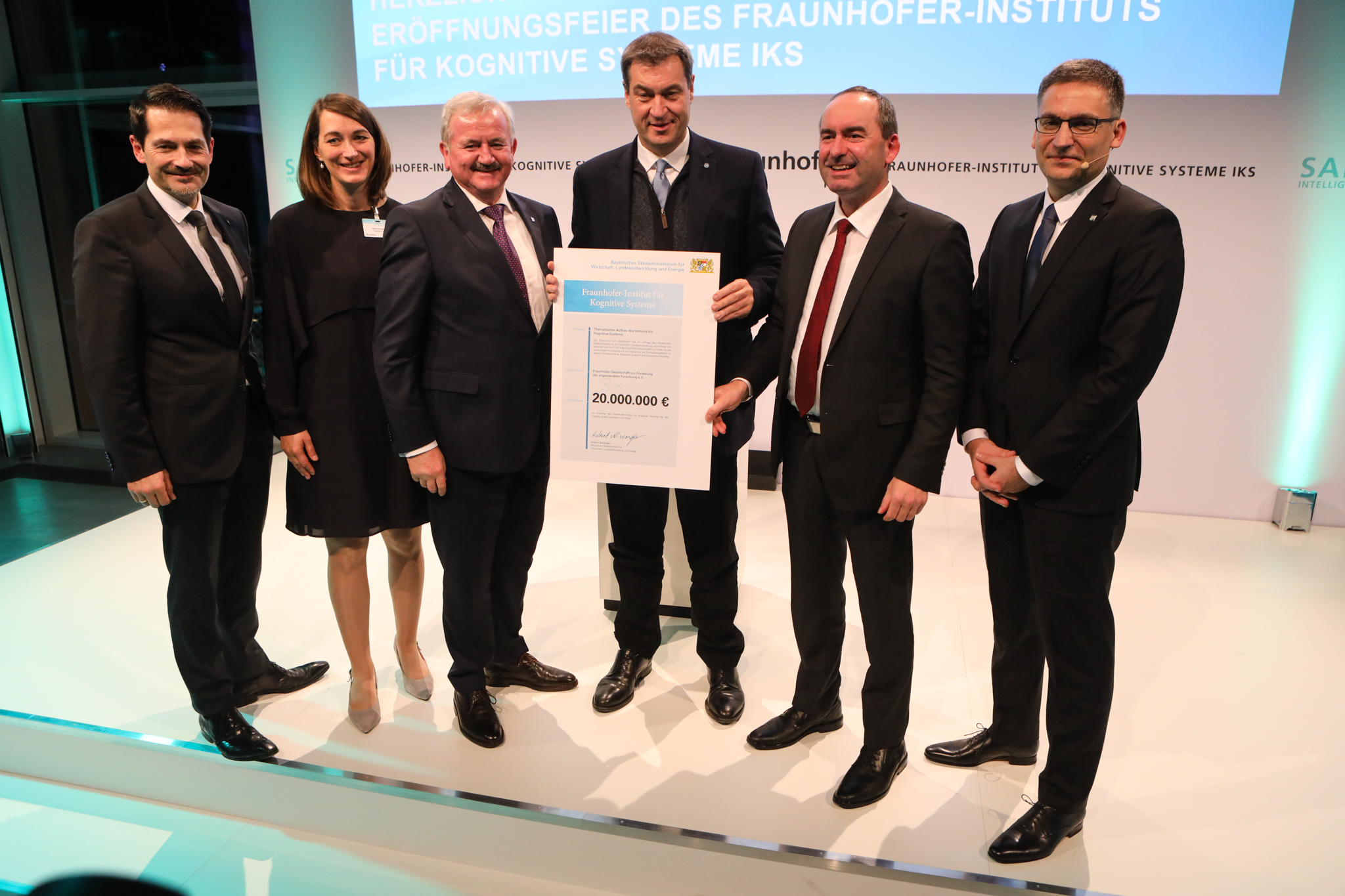 Fraunhofer IKS eröffnet