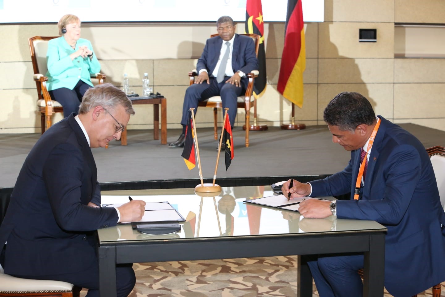 Voith baut Trainingszentrum in Angola