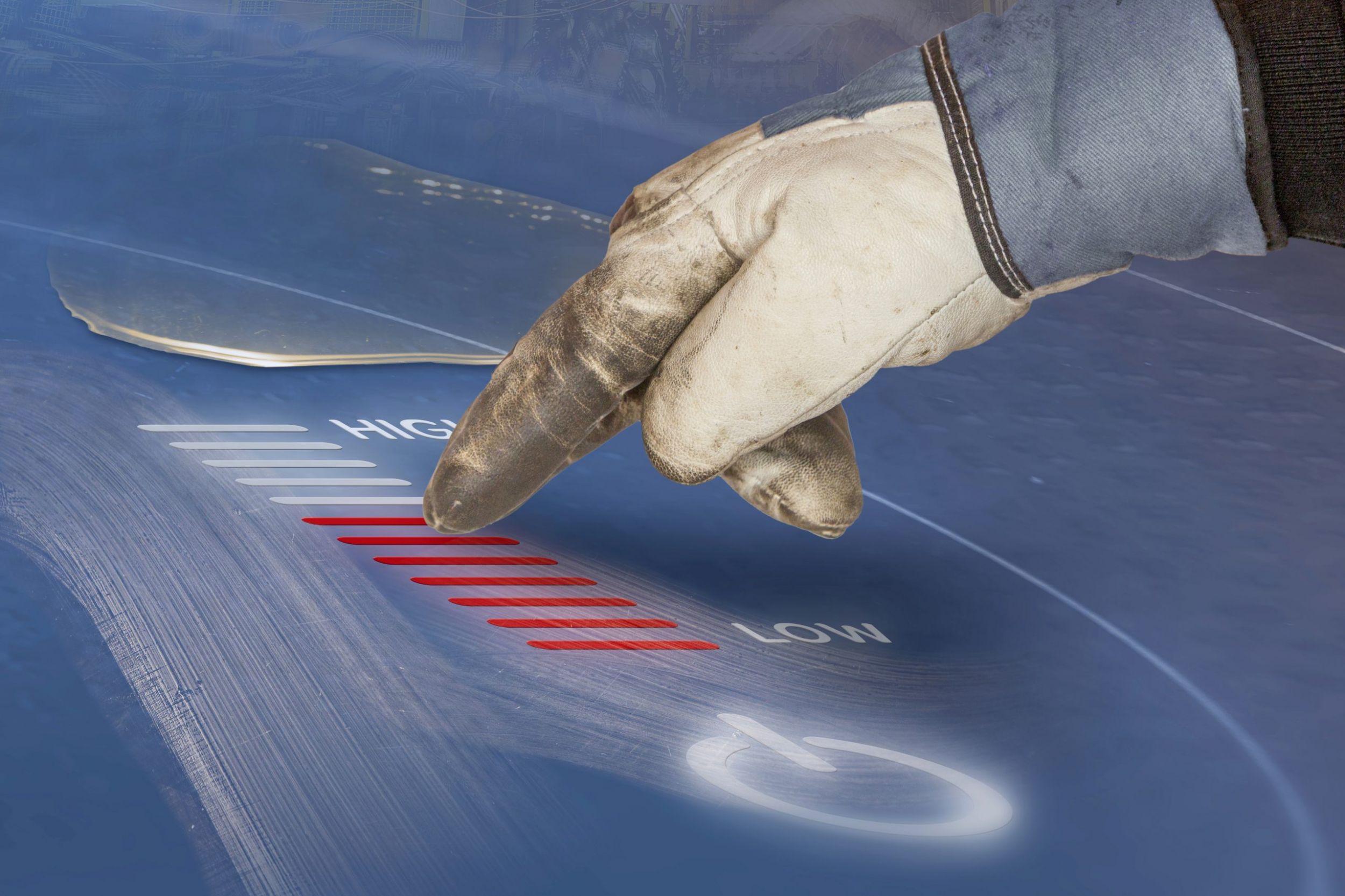 Die Sensorik der kapazitiven Taster und Schieberegler von EBE arbeiten mehrkanalig und können Beläge, Schmutzbeläge und andere störende Fehlerquellen ausblenden. Die Algorithmen unterscheiden zufällige Gesten von einer gezielten Berührung. Bildquelle: EBE