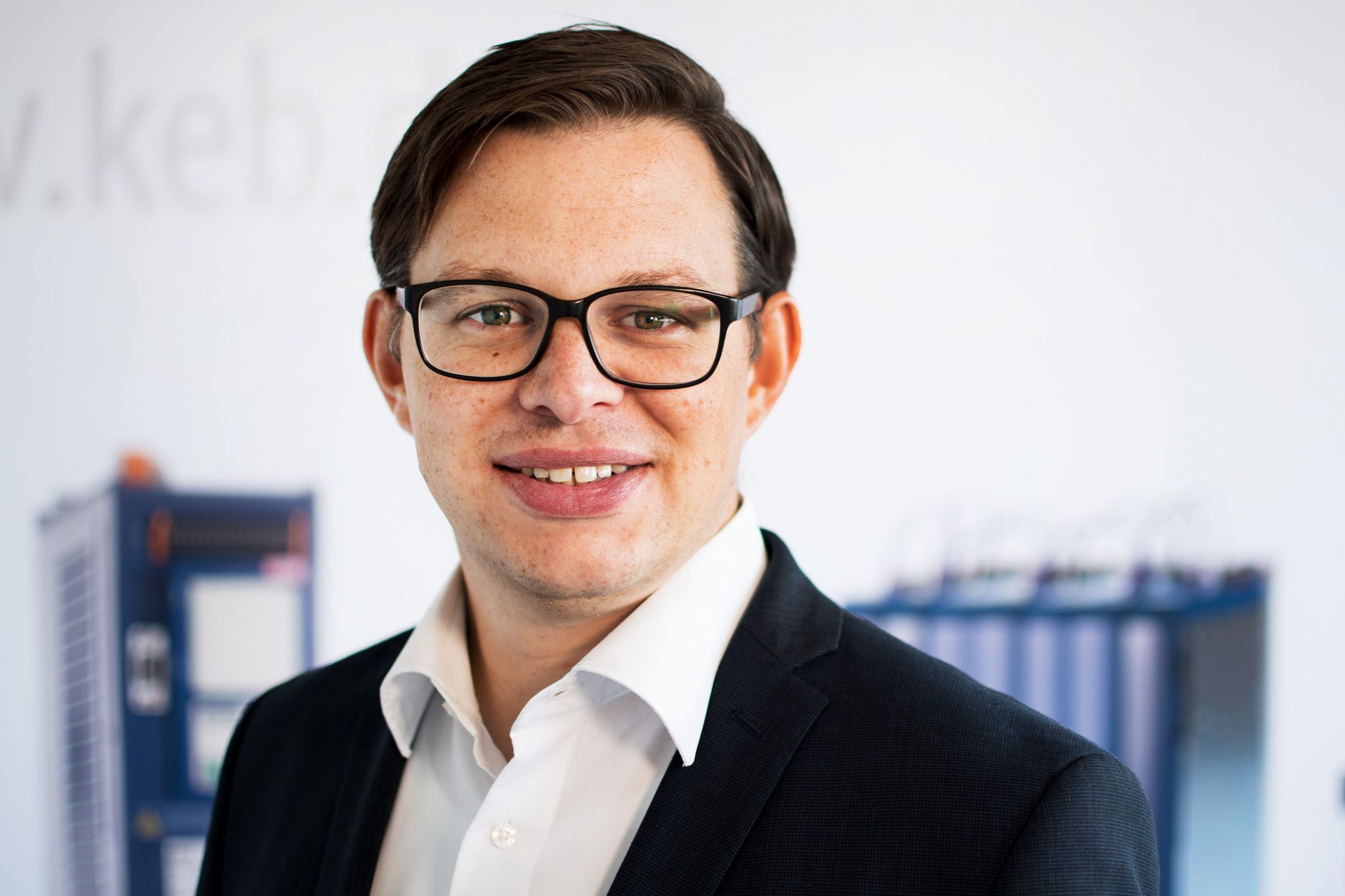 Neuer Leiter Applikationsvertrieb bei KEB Automation