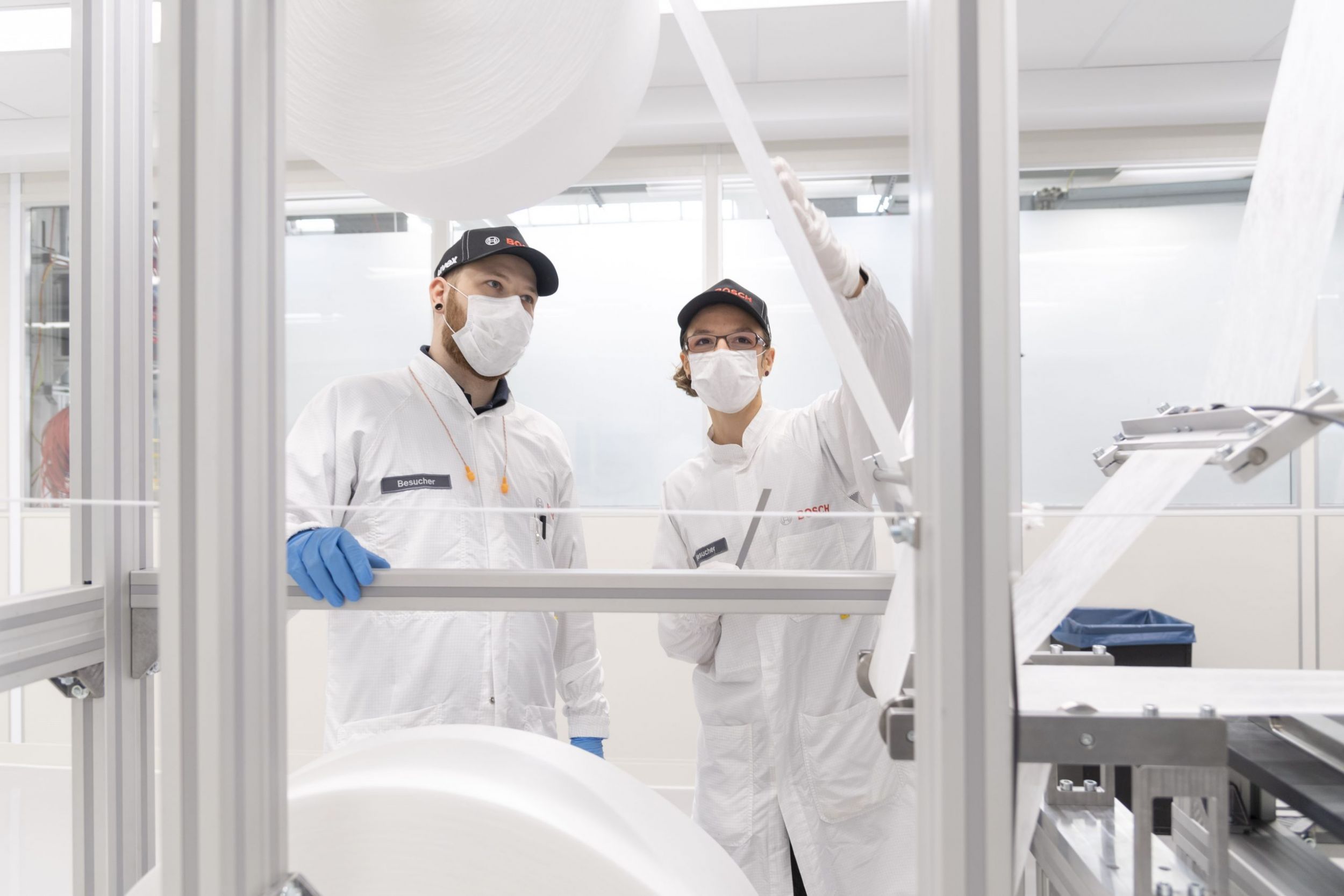 Bosch entwickelt vollautomatisierte Anlagen für Maskenfertigung