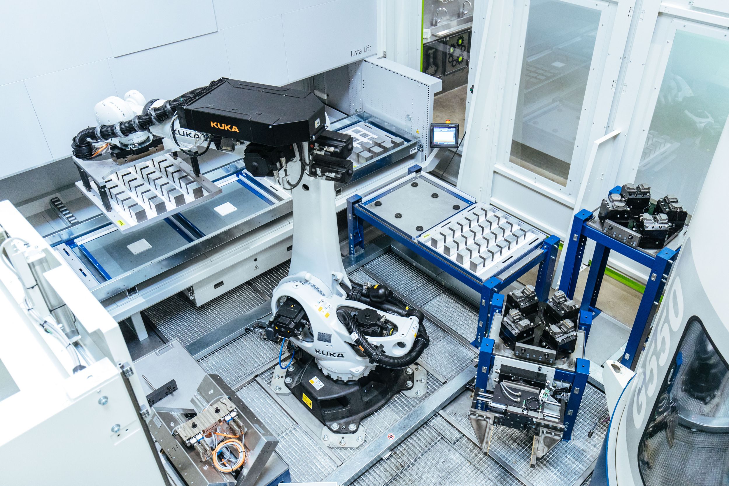Roboter greifen zu