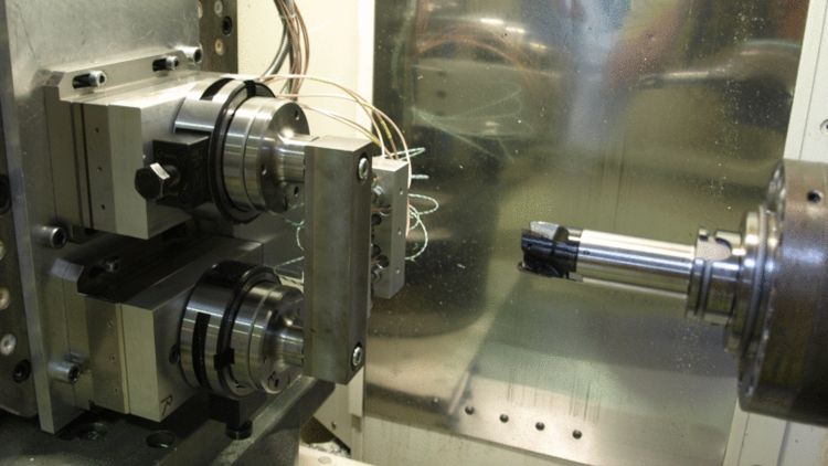 Kompensation thermomechanischer Deformationen
