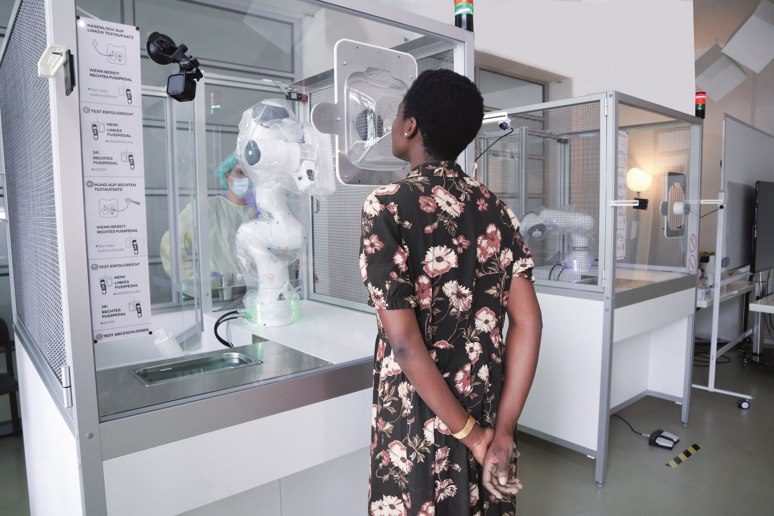 Automatisierte Corona-Tests mit Cobot