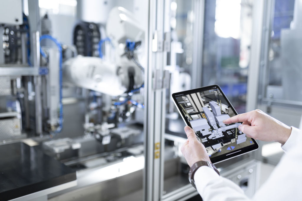 Augmented-Reality-Anwendungen für Fernwartung oder
Service werden über eine App realisiert.