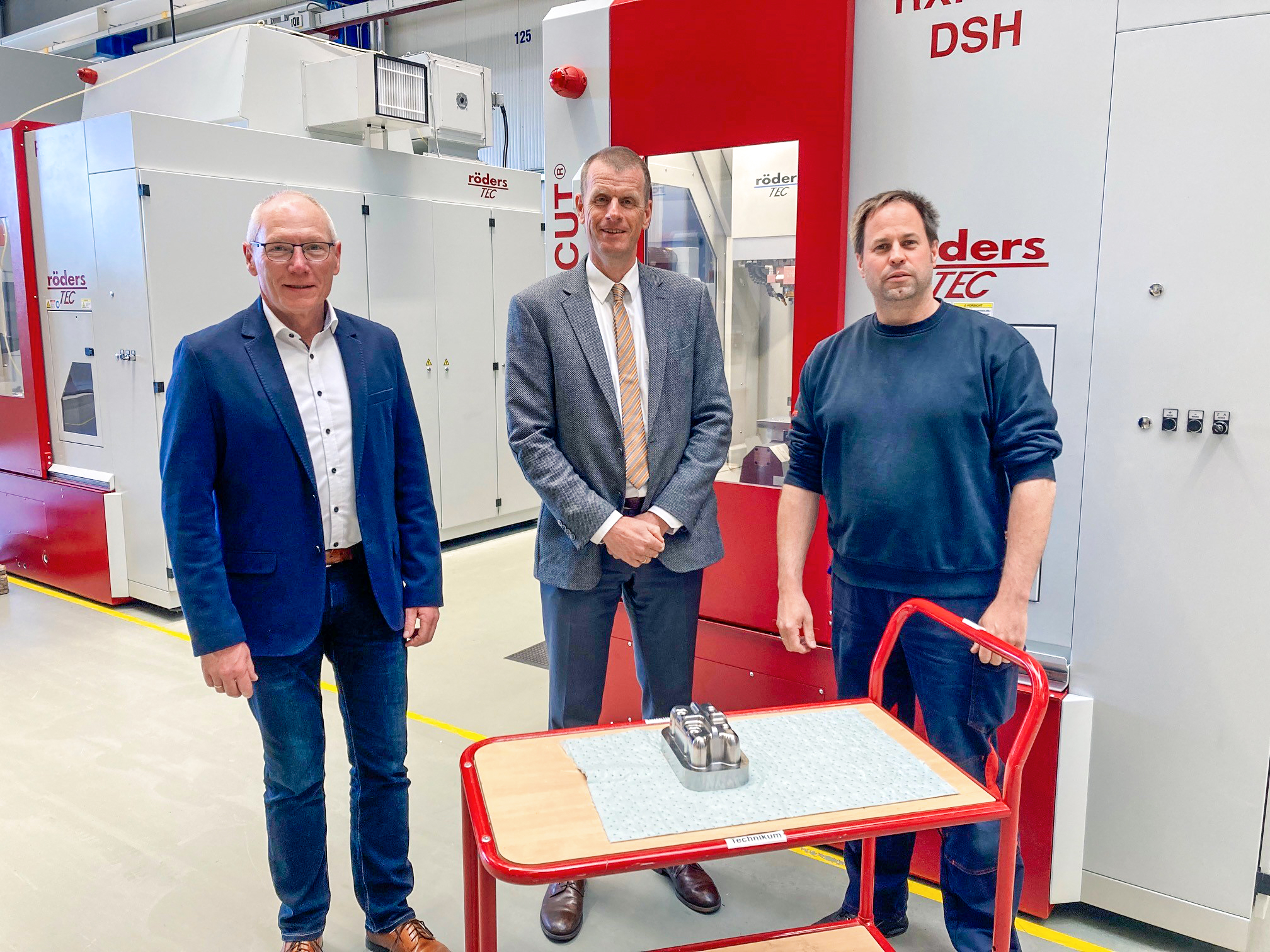 Maschine + Werkzeuge + CAM im Zusammenspiel