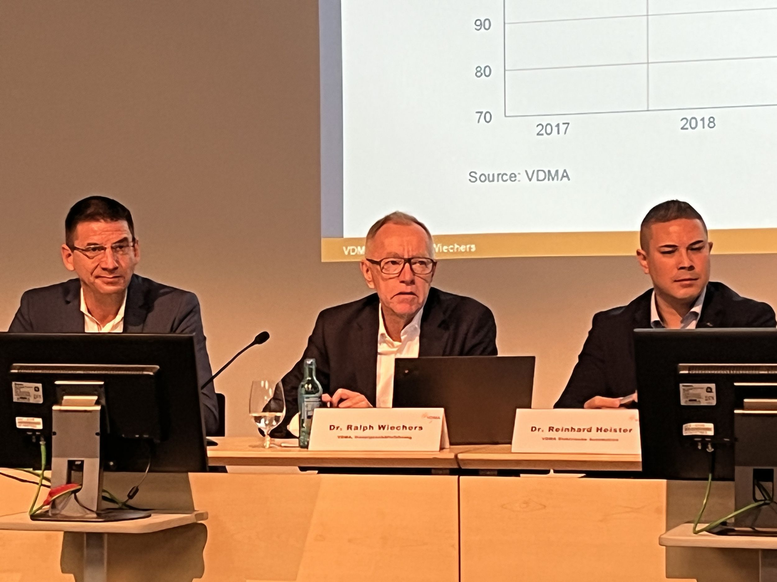 Elektrische Automation erwartet 2023 Umsatzplus von 10%