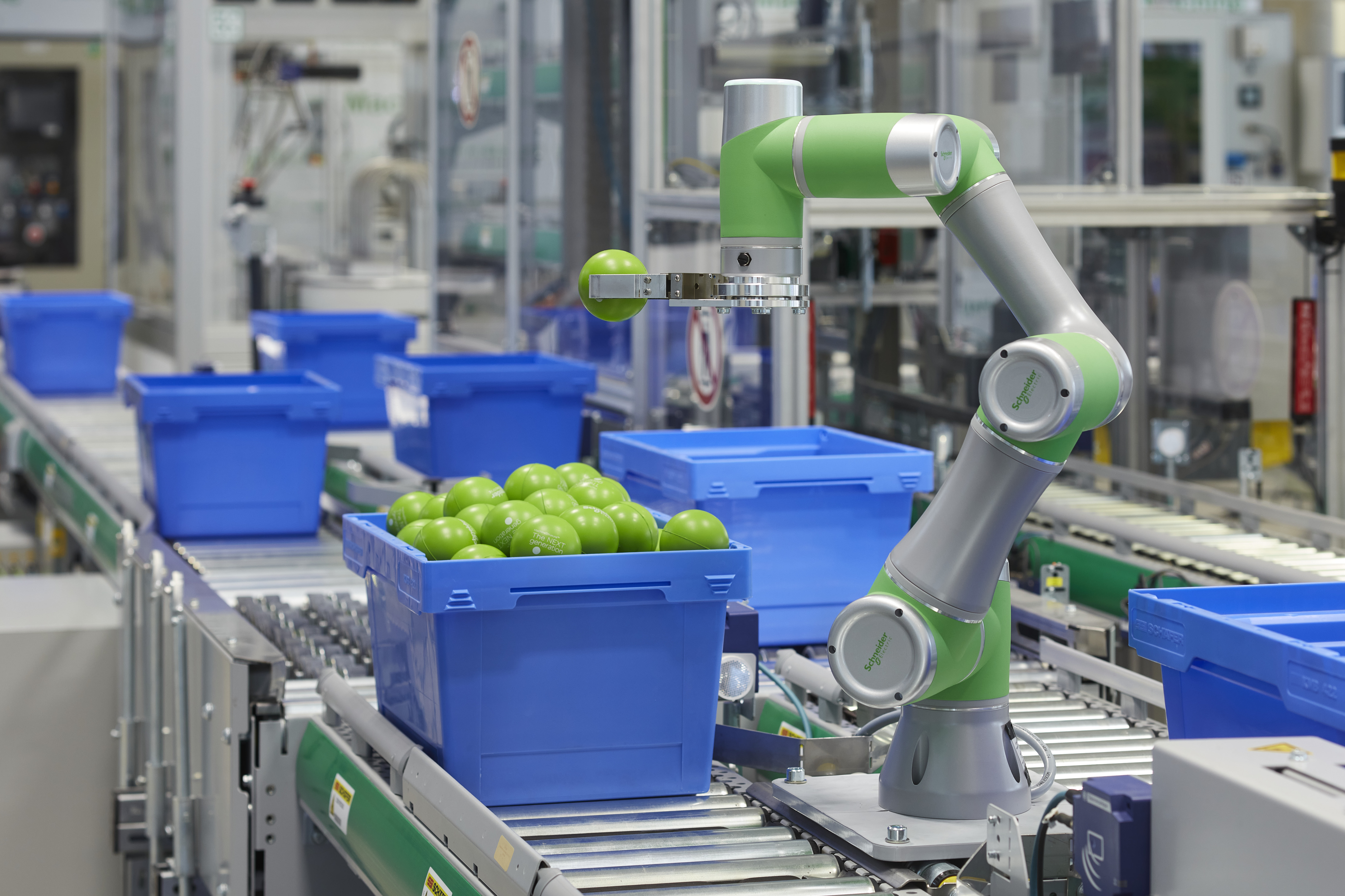 Neu: Kollaborativer Roboter Lexium Cobot von Schneider Electric