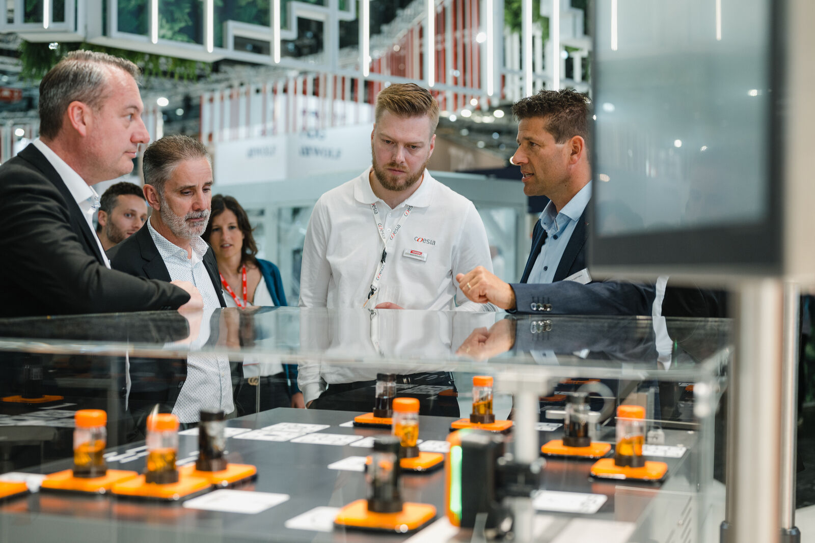 B&R zeigt Zukunft der intelligenten Maschinenautomatisierung