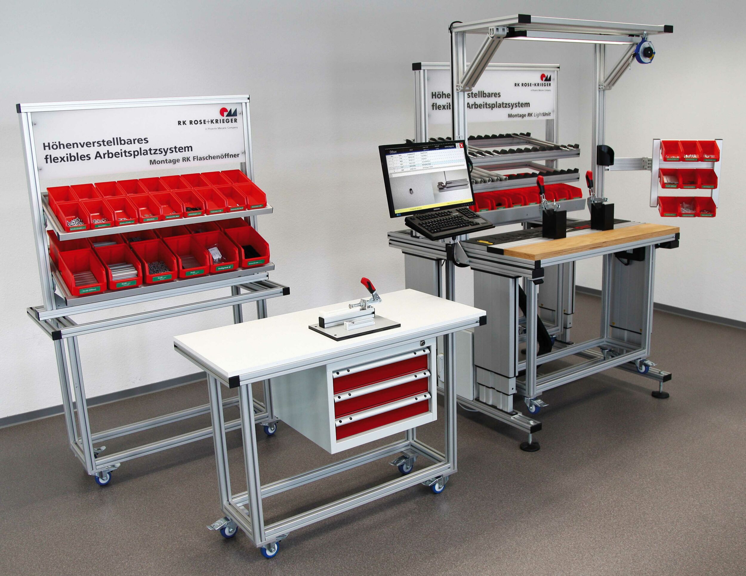 Auf Basis des Produktbaukastens entwickelt RK Rose+Krieger ergonomische Arbeitsplatzsysteme. Sie lassen sich auf jede Arbeitsumgebung hin individuell anpassen.