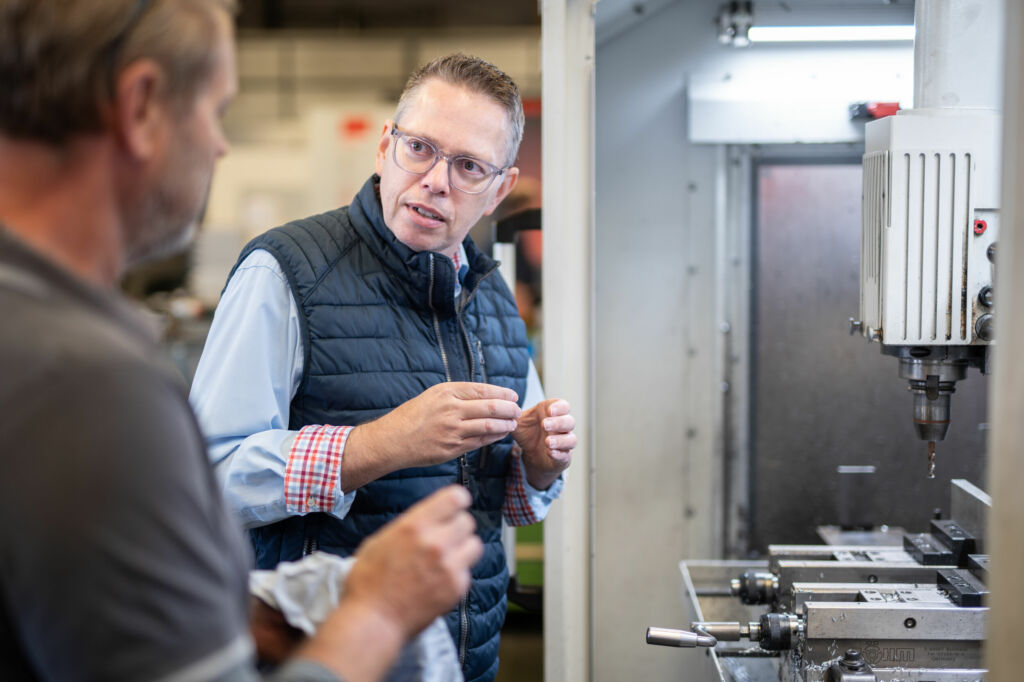 "Man wird also ungewollt vom Betreiber zum Hersteller und das böse Erwachen findet erst dann statt, wenn die Berufsgenossenschaft vor der Tür steht."
Jens Müller, Gründer und Geschäftsführer von Müller & Partner Sachverständige.