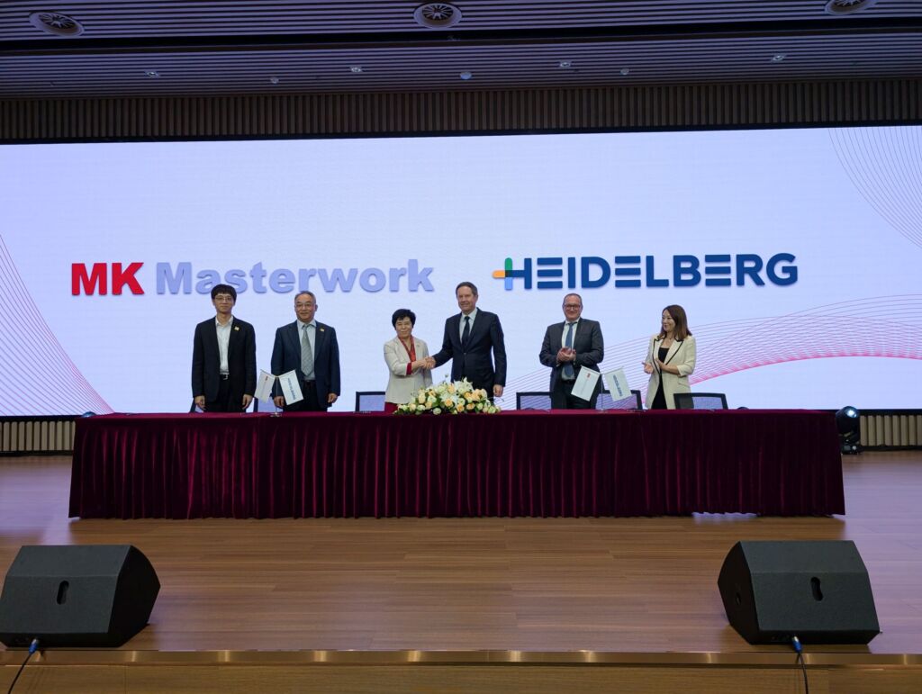 Heidelberg und MK Masterwork vereinbaren im Rahmen der Jubiläumsfeierlichkeiten die Verlängerung und Erweiterung ihre strategische Partnerschaft.