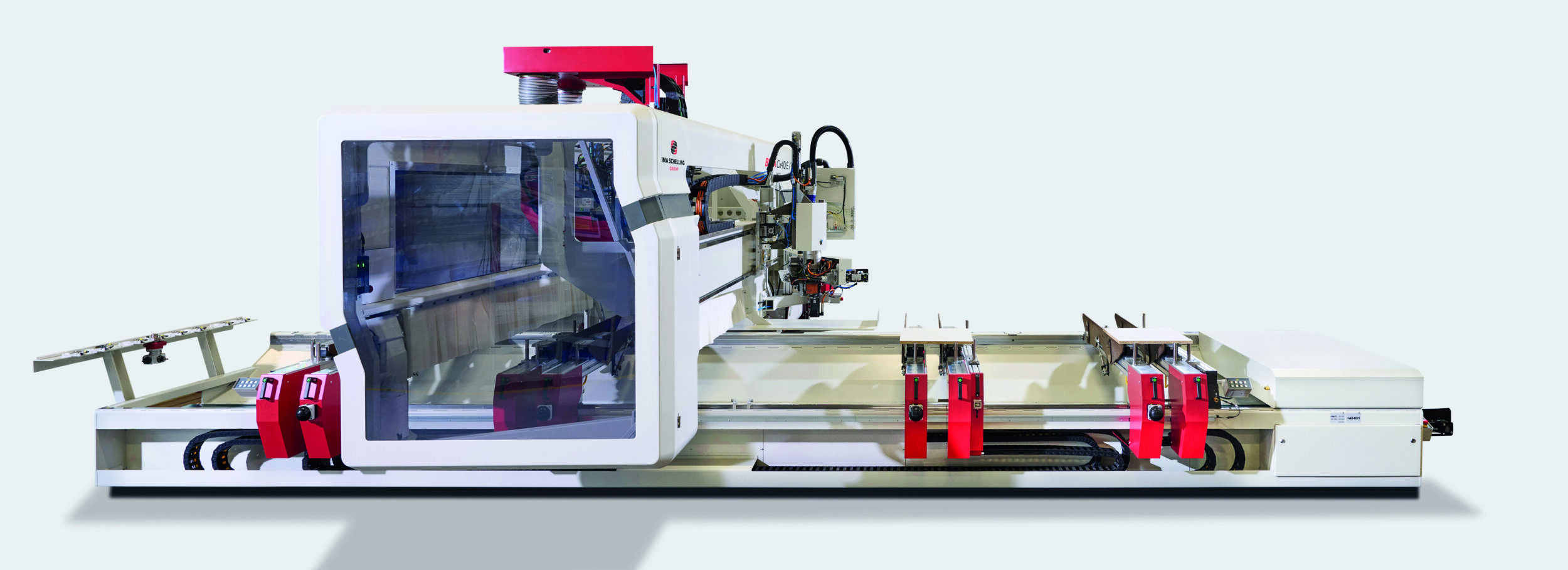 IMA Schelling hat das CNC Zentrum Bima Cx40 erweitert.