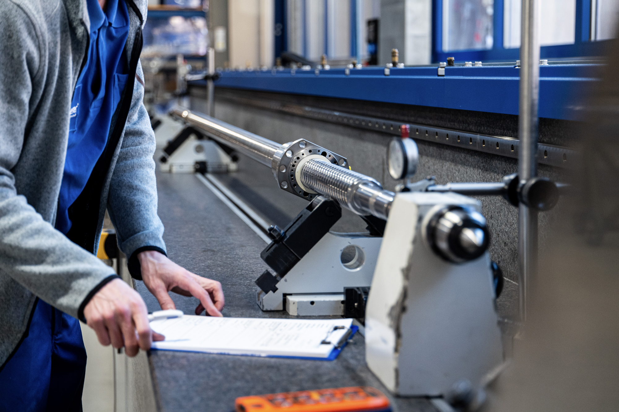 Fertigungsbegleitende Prüfung eines Kugelgewindetriebs bei Kammerer